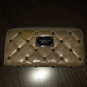 MK wallet